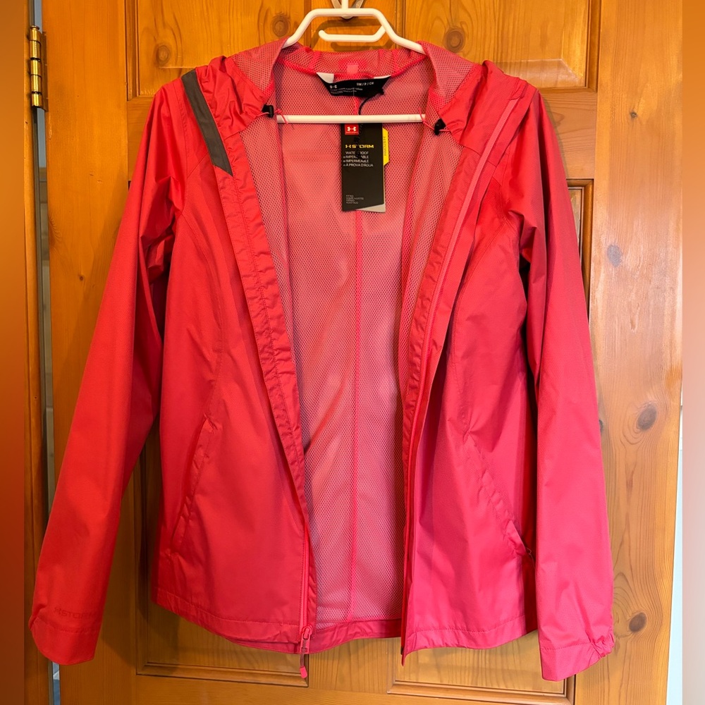 NWT Under Armour Rain Jacket S